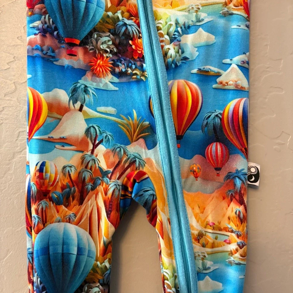 Day & Night bamboo blue hot air balloon print convertible footie pajamas 3-6 mon